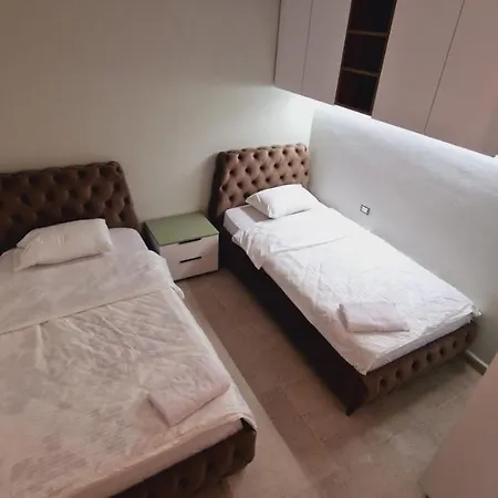 For 6 Person Apartment