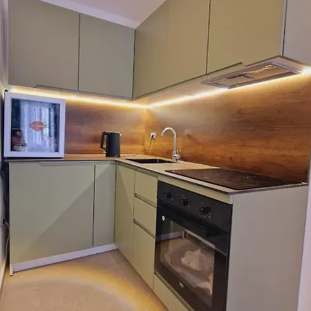 For 6 Person Apartment